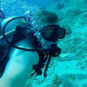 Meet your Posher, Cameron